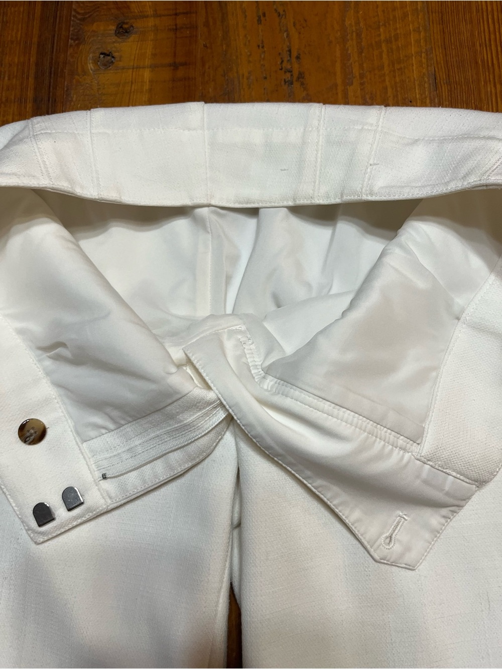 Ann Taylor Winter White Tailored Pants Size 2 - Picture 7 of 12